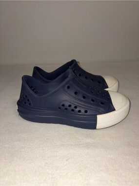 Converse CTAS Play Lite CX Sneaker Black and White Size 1 kids